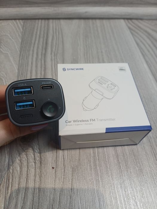 Transmiter samochodowy