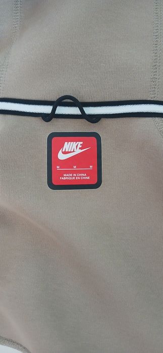 Nike tech tamanho M