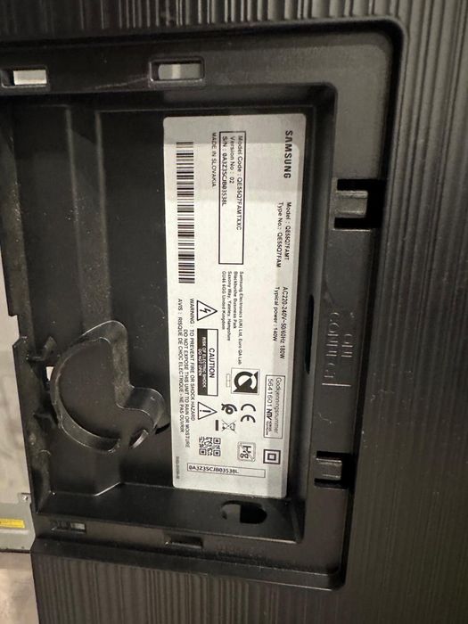Peças Samsung QE55Q7FAMT 55” – Main Board / Fonte Alimentação / Cabos / Componentes