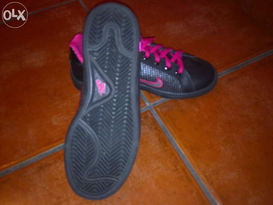 Sapatilhas novas nike