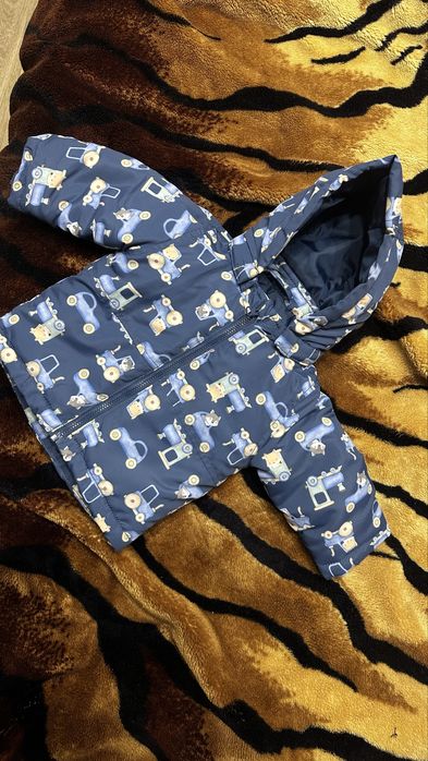 Куртка на хлопчика 2-4 місяці