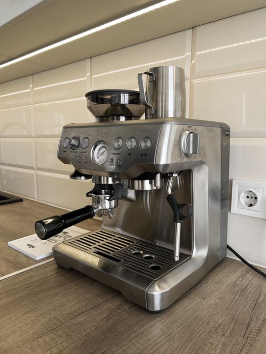 Ріжкова кавоварка Sage Barista Express SES875BSS