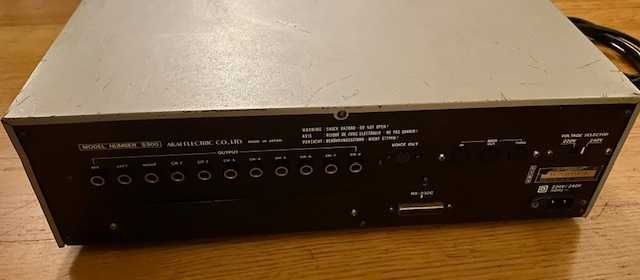 Akai S900 - Gotek, dobry wyświetlacz, uszy