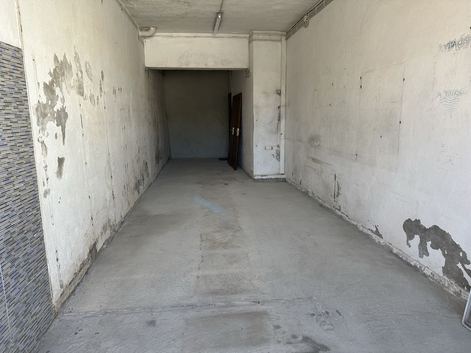 Arrenda-se Estabelecimento Comercial