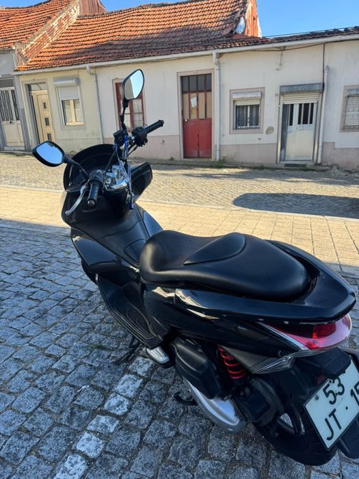 Honda PCX 2010 em otimo estado