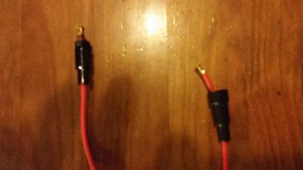 Fuse Holder New / Fuses64752120324483121