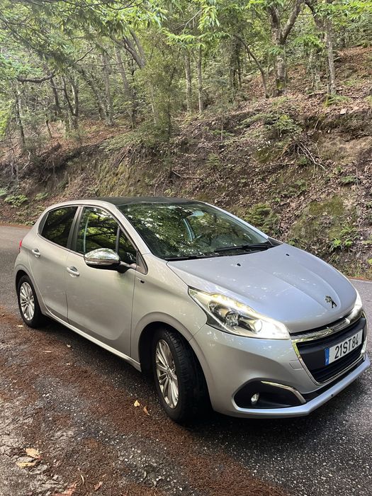 Peugeot 208 1.6 HDi Style 2017 | 115.000 km | Impecável