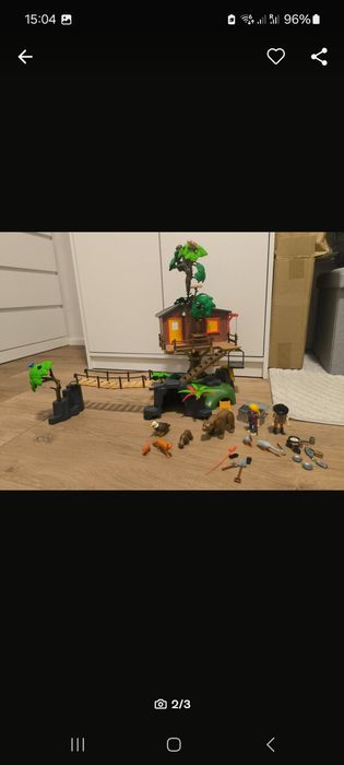 Playmobil domek na drzewie.