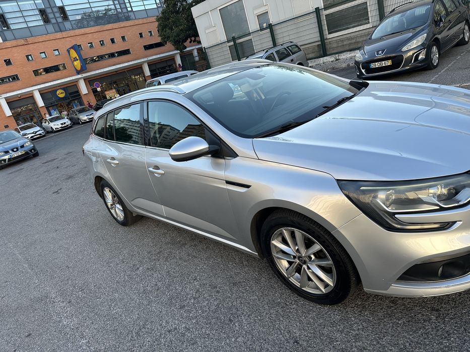 Renault Mégane 1.5 Blue dCi 2019 – Excelente Estado