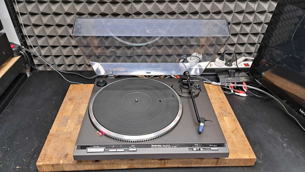 Gramofon Technics SL-Q30