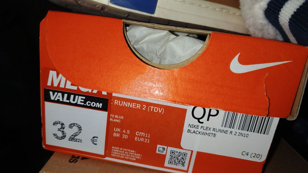 Sapatilhas Nike tamanho 21