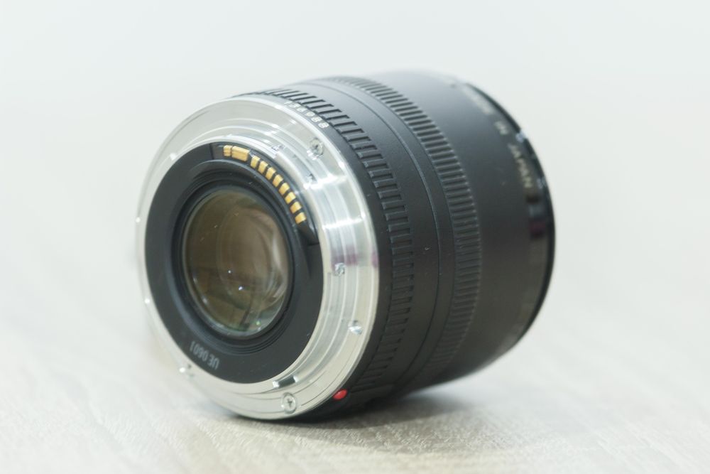 Canon 50mm f2.8 Macro