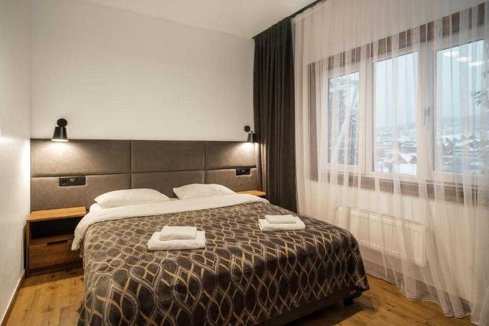Продам 2-х поверховий котедж у Буковелі на 4 кімнати