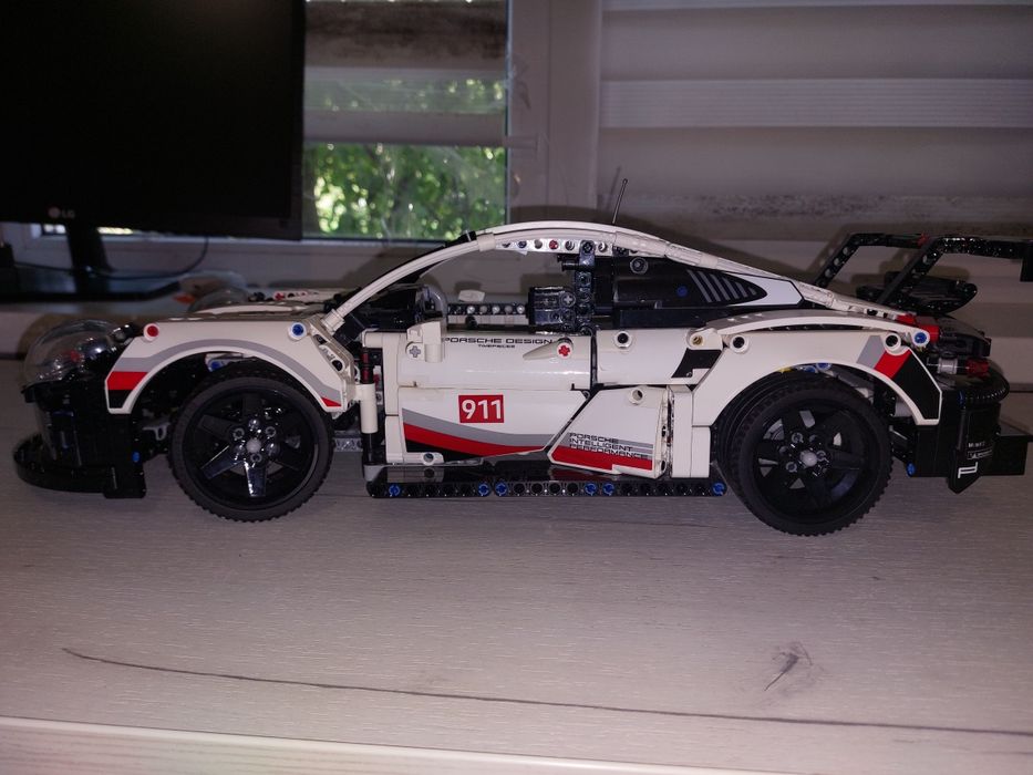 ОРИГИНАЛ Lego technic Porsche 911 rsr собранный