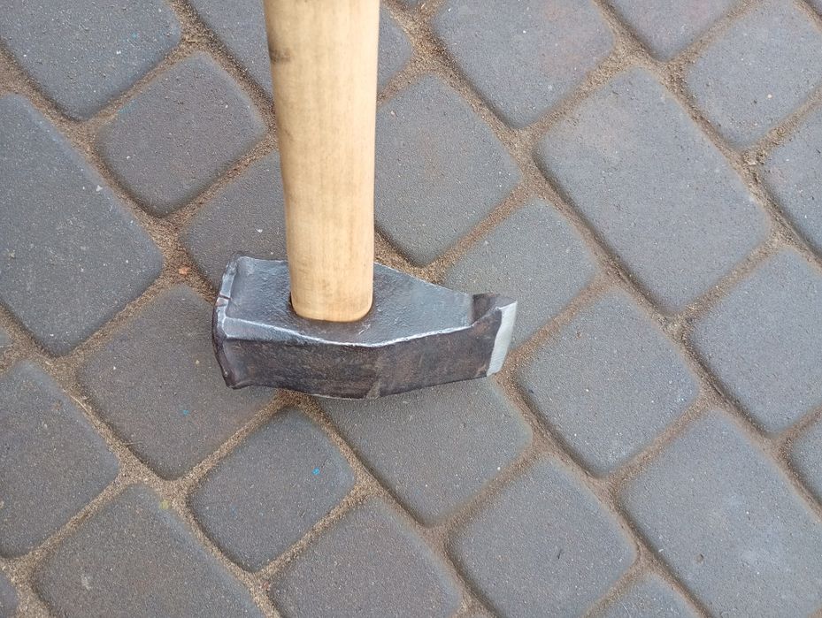 Bardzo duży młot do rozłupywania kamienia, drewna 6kg
