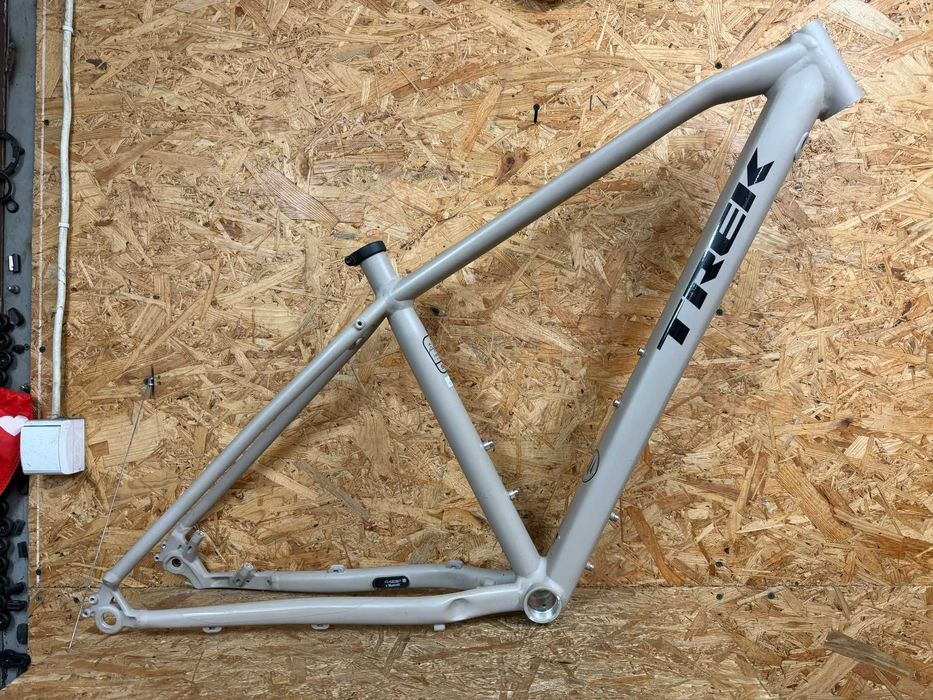 Rama rowerowa Trek 920 Matte Sandstorm 49cm wyprawa Gravel Alu