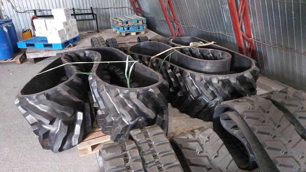 Гусениця R545864 John Deere 8RT