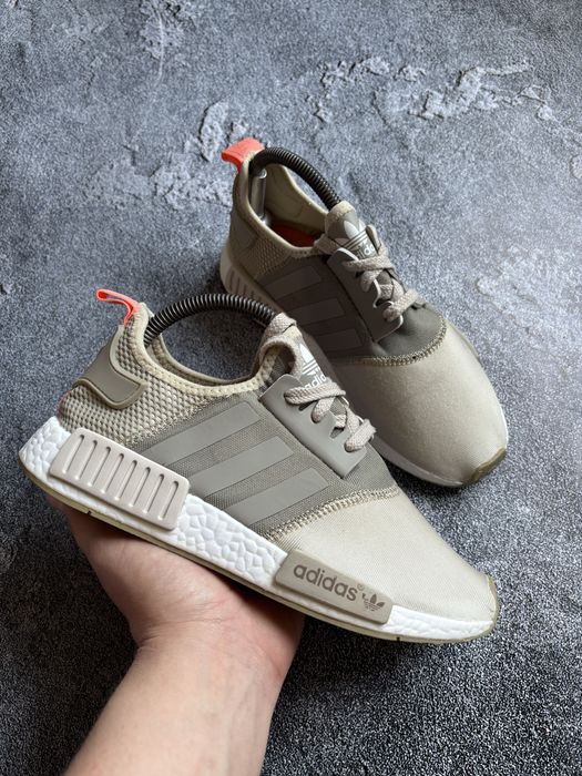 Кросівки Adidas NMD R1