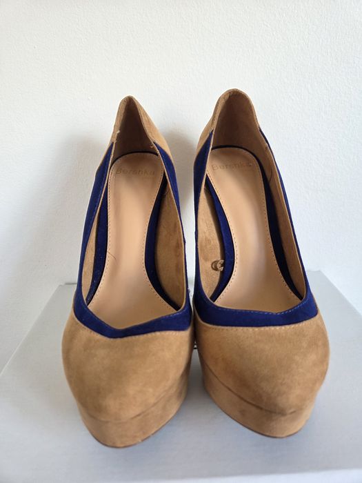 Sapato Alto Azul/Creme nr 39