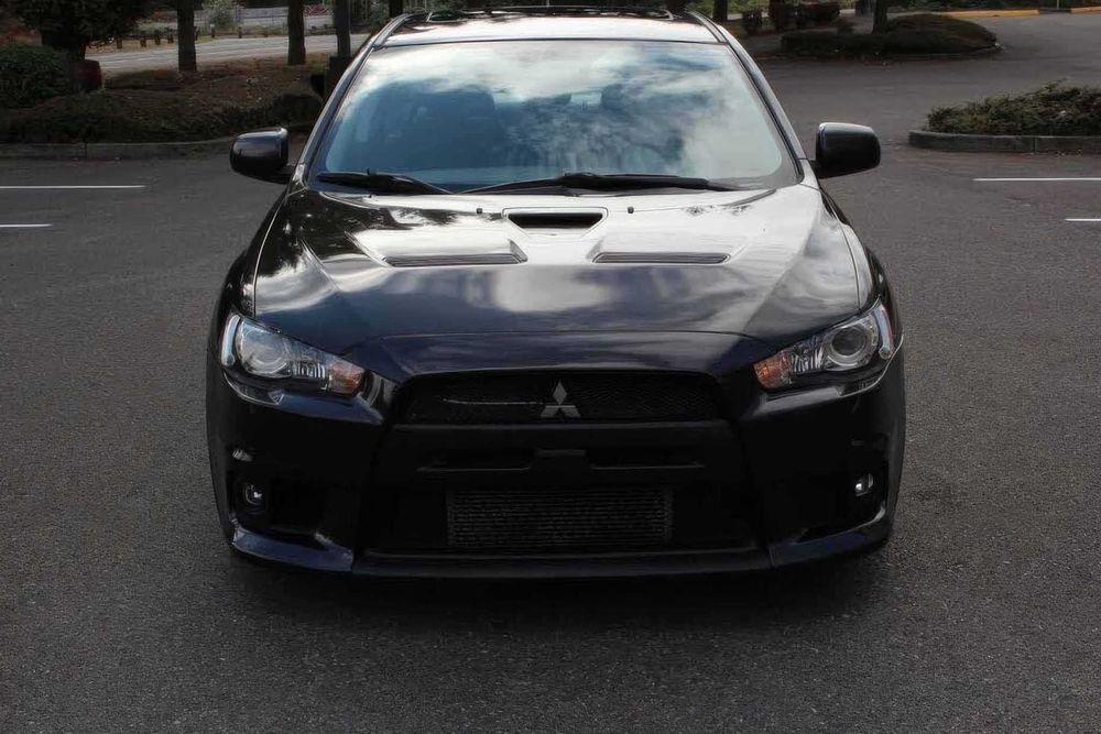 Mitsubishi Lancer Evolution GSR      2014