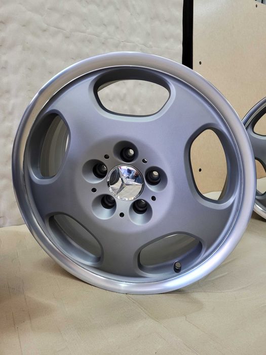 Oryginalne MERCEDES MEKAB 7,5J 17" 5X112 ET 37 polerowany rant