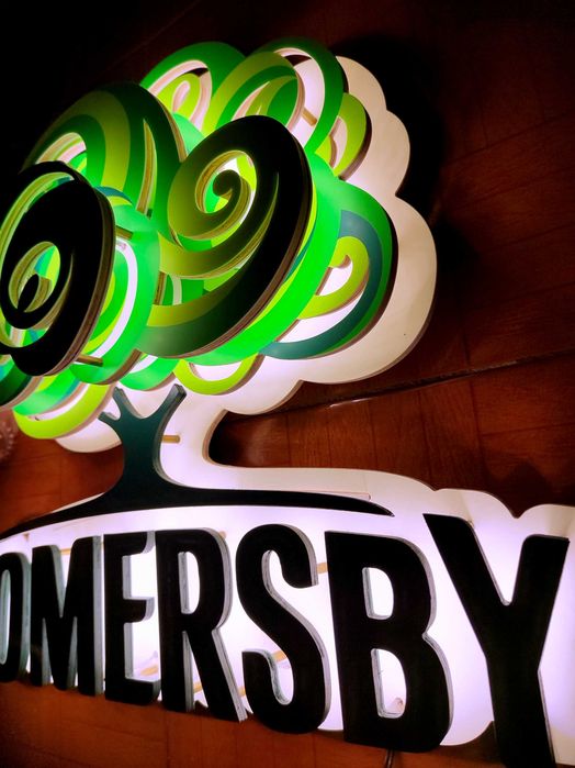 Reclame neon Luminoso Sommersby