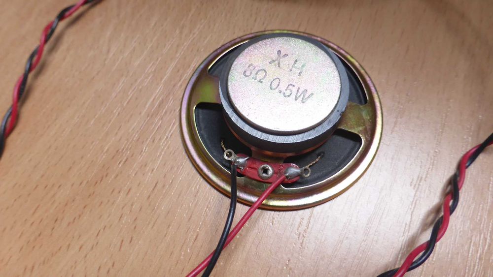 Спікер динамік материнської плати комп'ютера