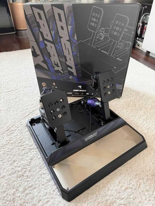 Conspit CPP Apex – pedały do simracingu, z silnikami haptycznymi