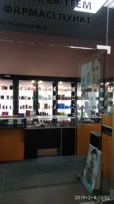 Шафи для магазину, офісу.