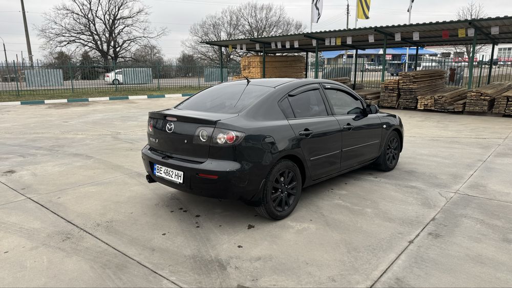 Mazda 3 1.6 газ/бенз Автомат