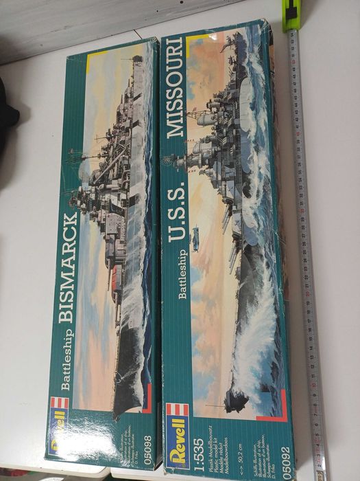 Kits Navios Bismarck e Missouri da Revel 2 unidades