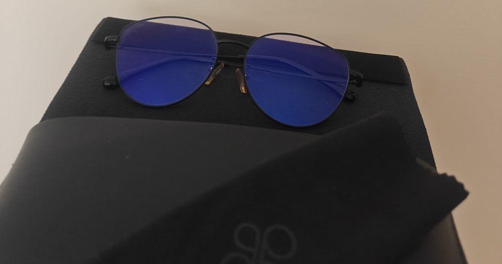 Nowe okulary marki Ojo Lenses – model ROSALIE Black, filtr blue light