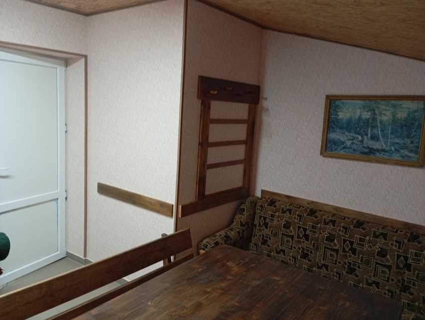 Продаж діючого магазину в с.Кримки