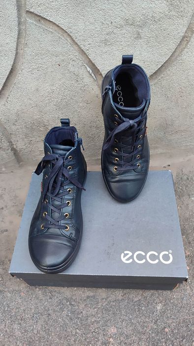Ecco 39 ботинки осінні унісекс шкіряні черевики високі кеди сапоги взуття ессо