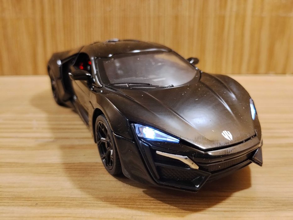 Модель Lykan Hypersport 1:32 Автоэксперт Металл свет звук инер машинка