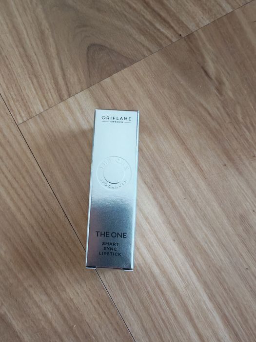 Szminka The One Smart Sync Lipstick - Marvellous Mocha