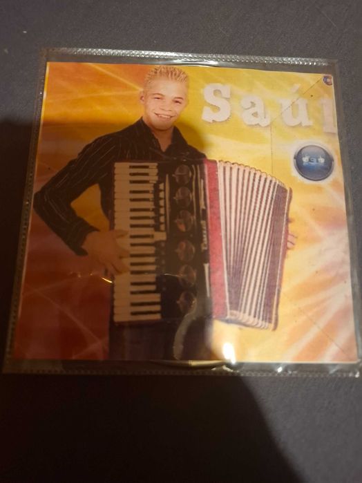Vendo cd de música do saul