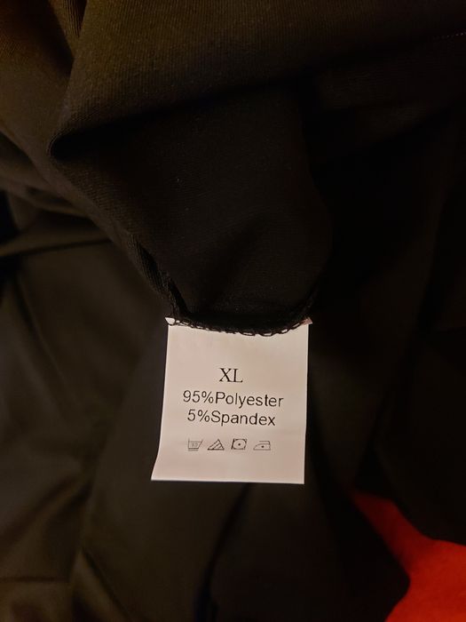 Body męskie na zamek