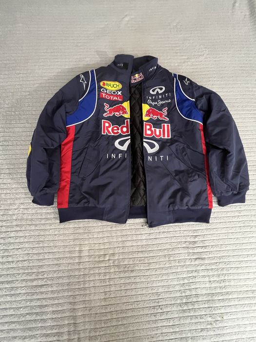 бомбер  Red bull у синьому колірі