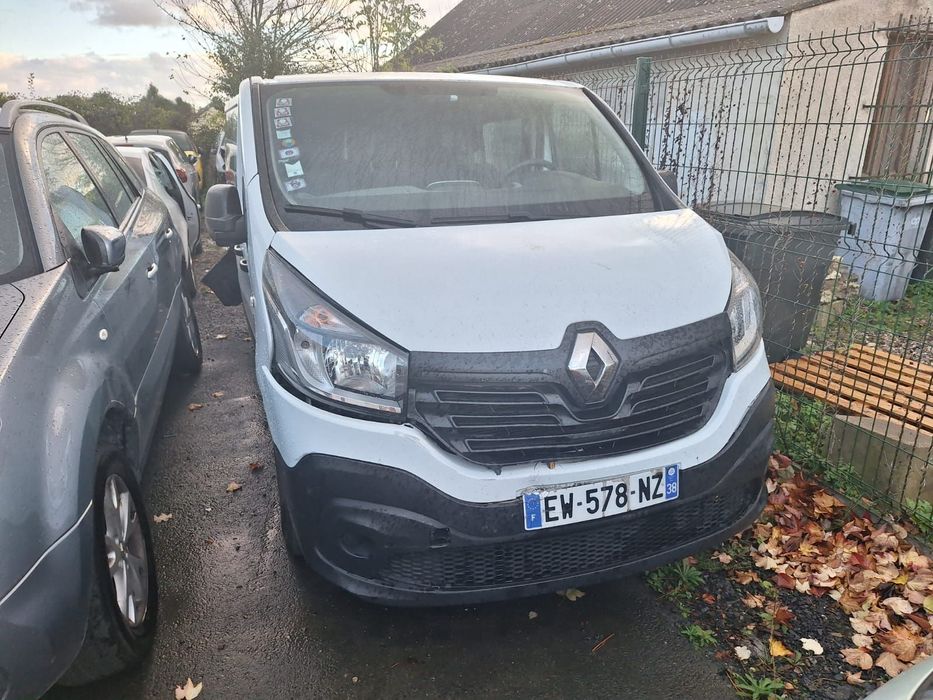Renault Trafic  Trafic vivaro primastar brygadowka 6 osob navi 1.6 tdi