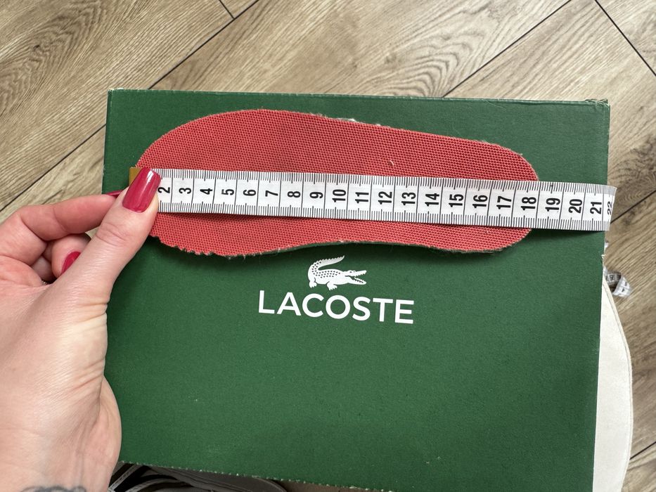 Buty na rzepy Lacoste 27