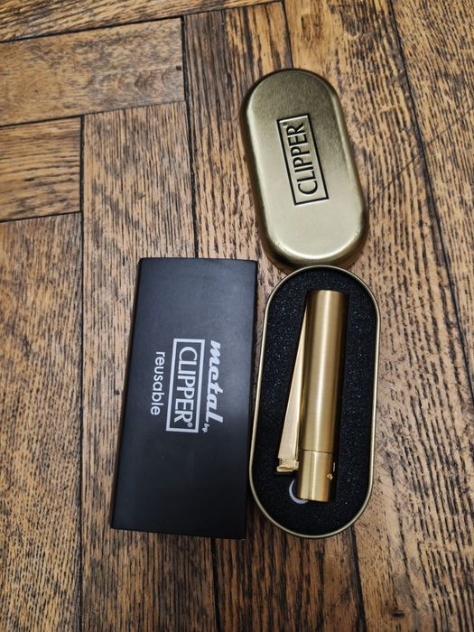 NOWY zestaw zapalniczek  2 sztbClipper Metal Gold & Rose Gold w etui – Nietrafiony prezent