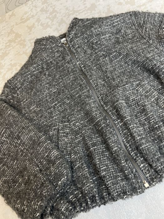 Куртка весна дівчинка 140 Zara
