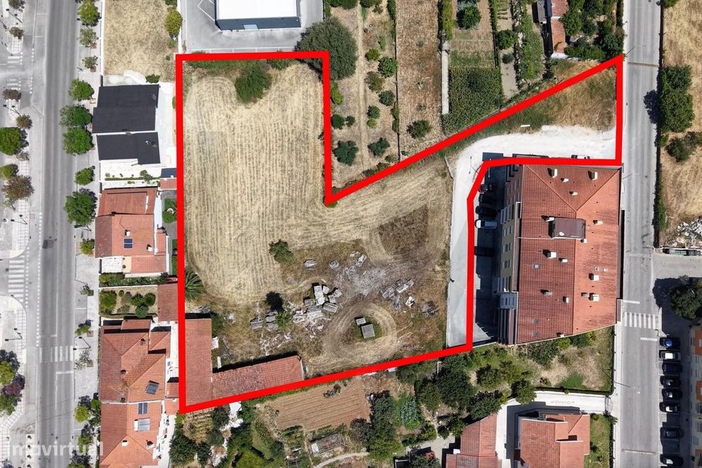 Terreno Urbano com 4.324 m2 no Entroncamento | Excelente Oportunidade