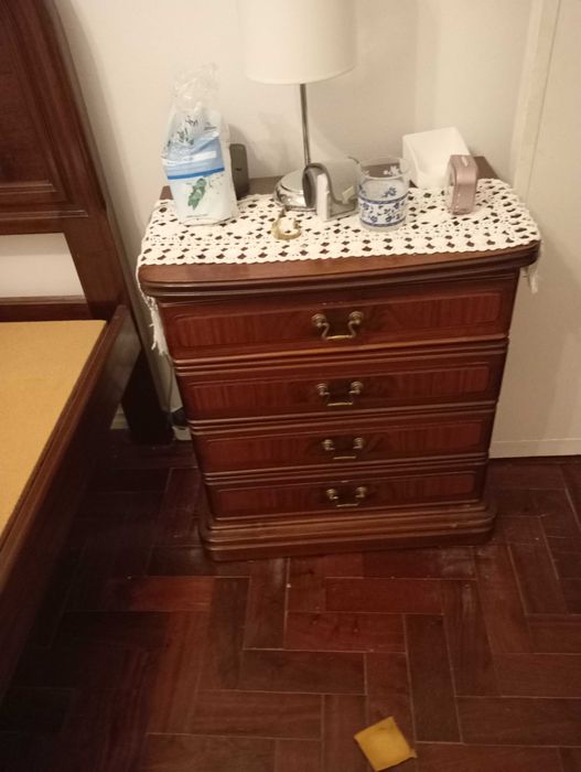 mobilia de quarto de casal como nova para desocupar