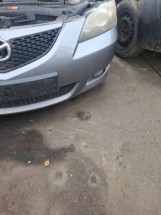 Zderzak przód Mazda 3 BK sedan