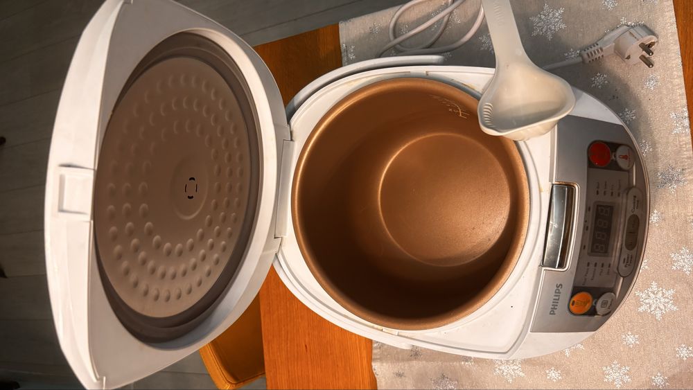 Multicooker Philips HD3037/70 – sprawny, misa + łopatka