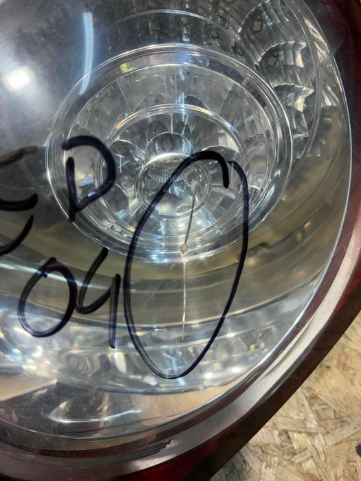 lampa prawy tył prawa tylna vw volkswagen golf v 5 plus led ok