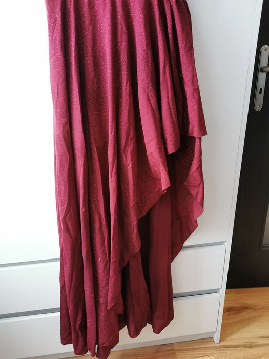 Elegancka długa sukienka