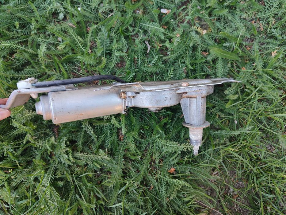 Моторчик заднього дворника Mazda 323 F BG (сліпа)